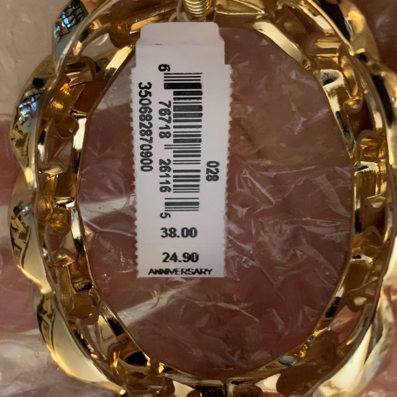 NWT Goldtone Chain Link Hinged Bangle Bracelet FINAL PRICE - Picture 7 of 13